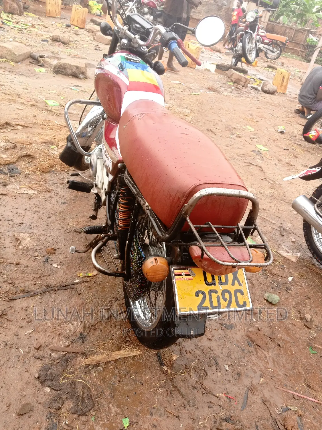 Bajaj Boxer 2022 Red