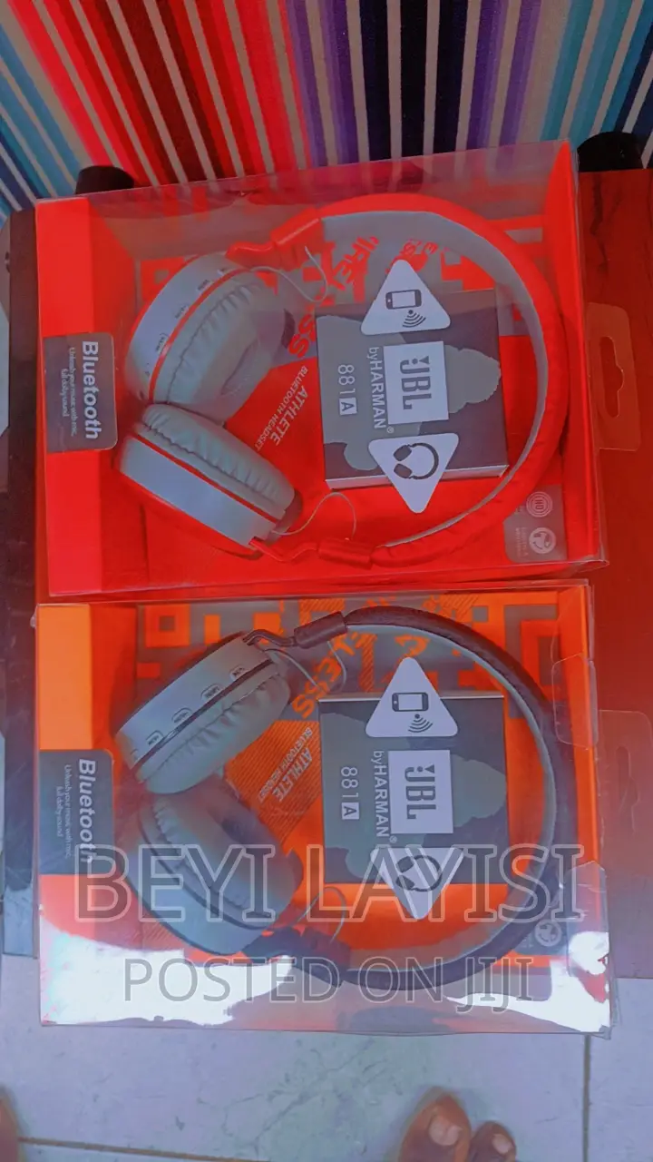 Super Base Headsets and Earphones