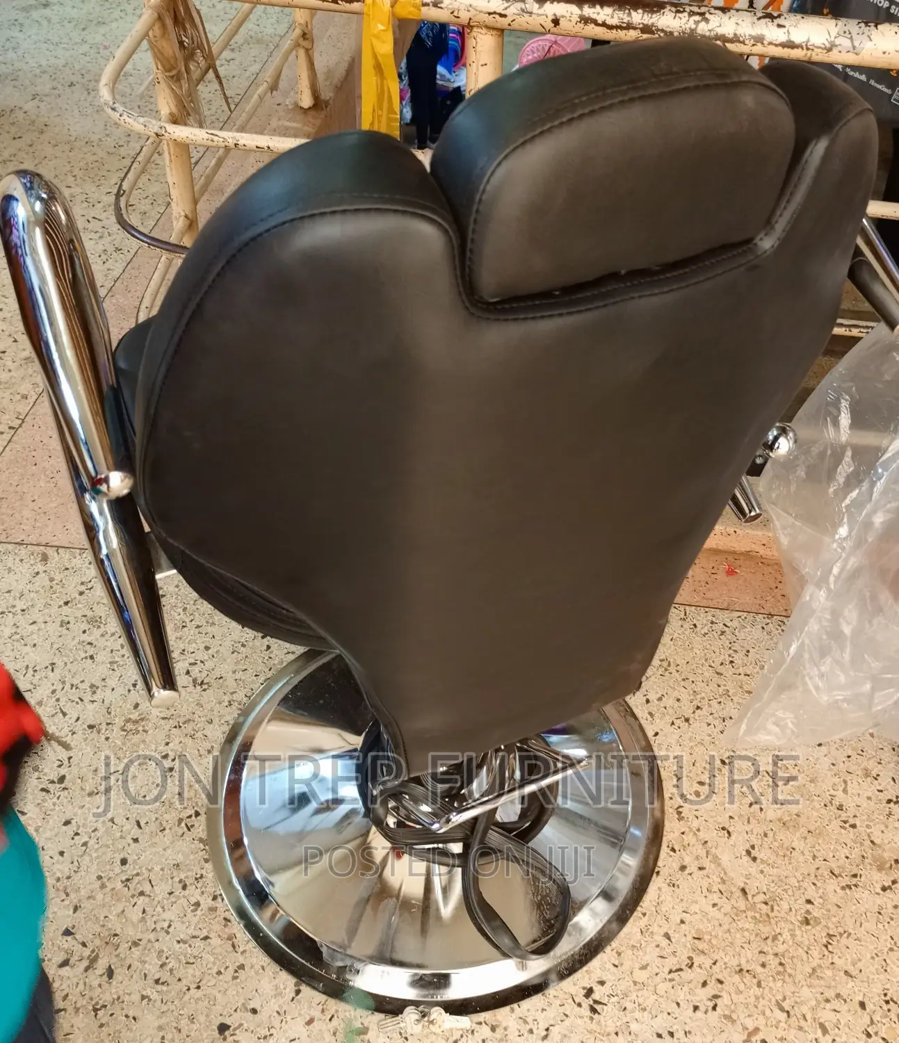 Babbar Saloon Chair Adjustable.