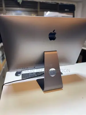 Desktop Computer Apple iMac Pro 32GB Intel Xeon SSD 1T