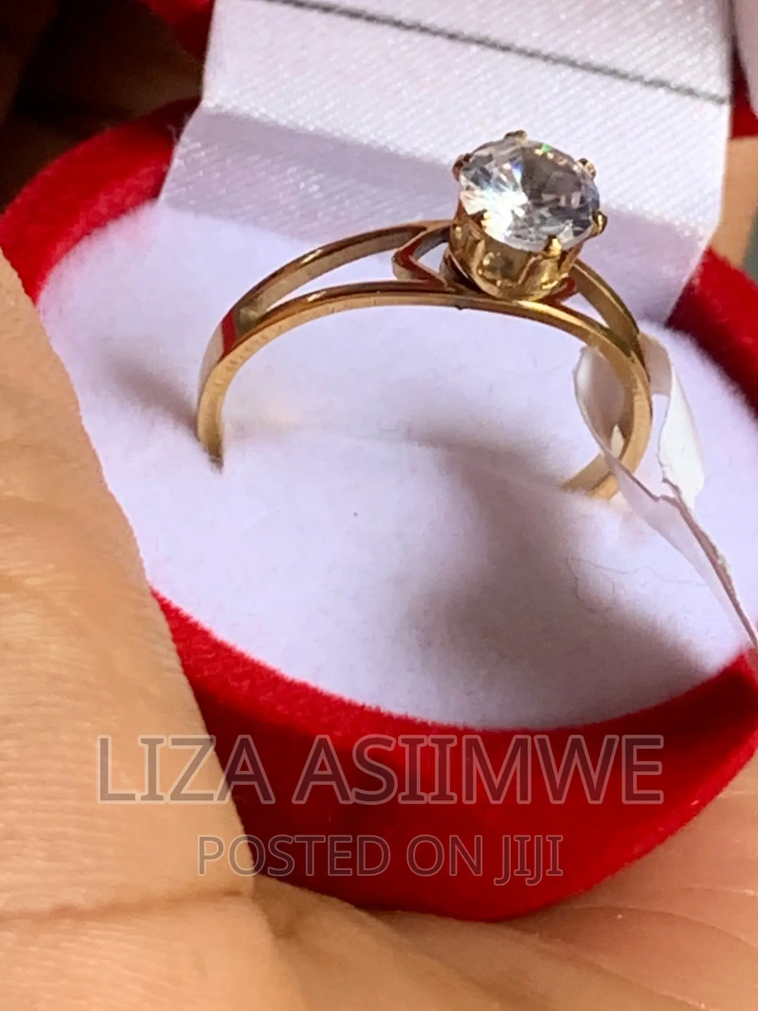Simple Engagement Rings Available at a Good Price (Size17/7)