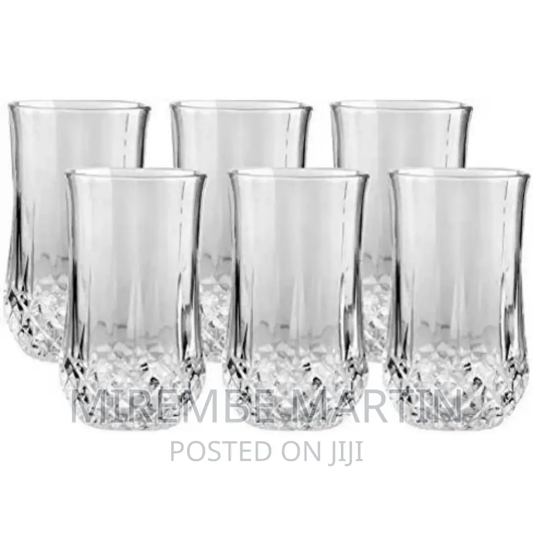 6 Pieces of Diamond Design Juice Glasses –