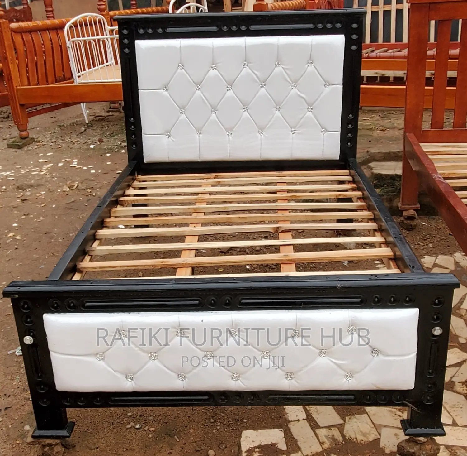 Leather Bed / 5by6 Bed / Wooden Bed/ Furniture/ Luxury Bed