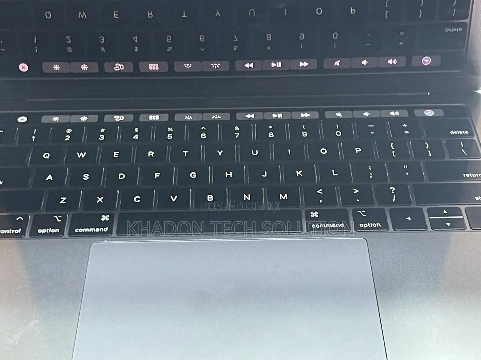 Laptop Apple MacBook Pro 2018 16GB Intel Core I7 SSD 500GB