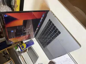Laptop Apple MacBook 2017 16GB Intel Core I7 SSD 512GB