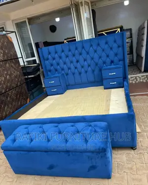 Fabric Bed / 5by6 / Wooden Bed / Classy / Best Furniture