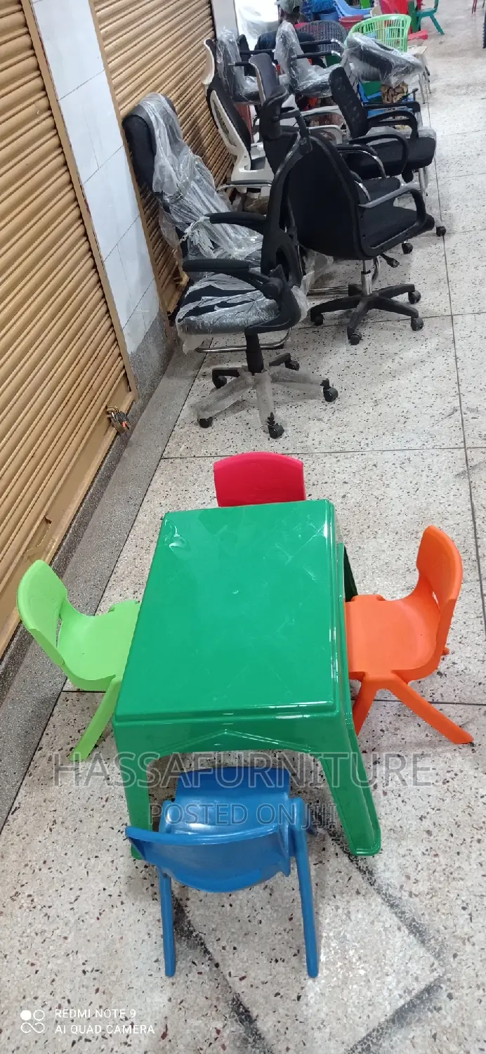 Kindergarten Plastic Table and Chairs