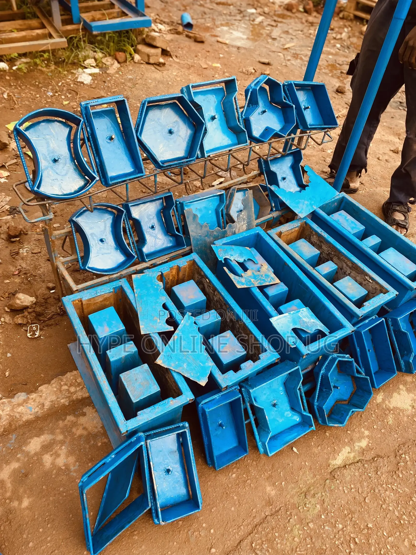 All Kinds of Paver Molds 009