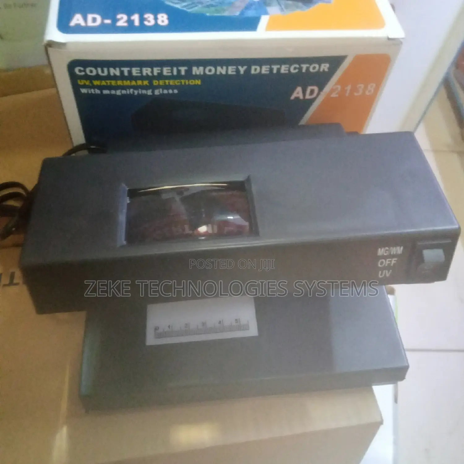 Money Detector With Lense