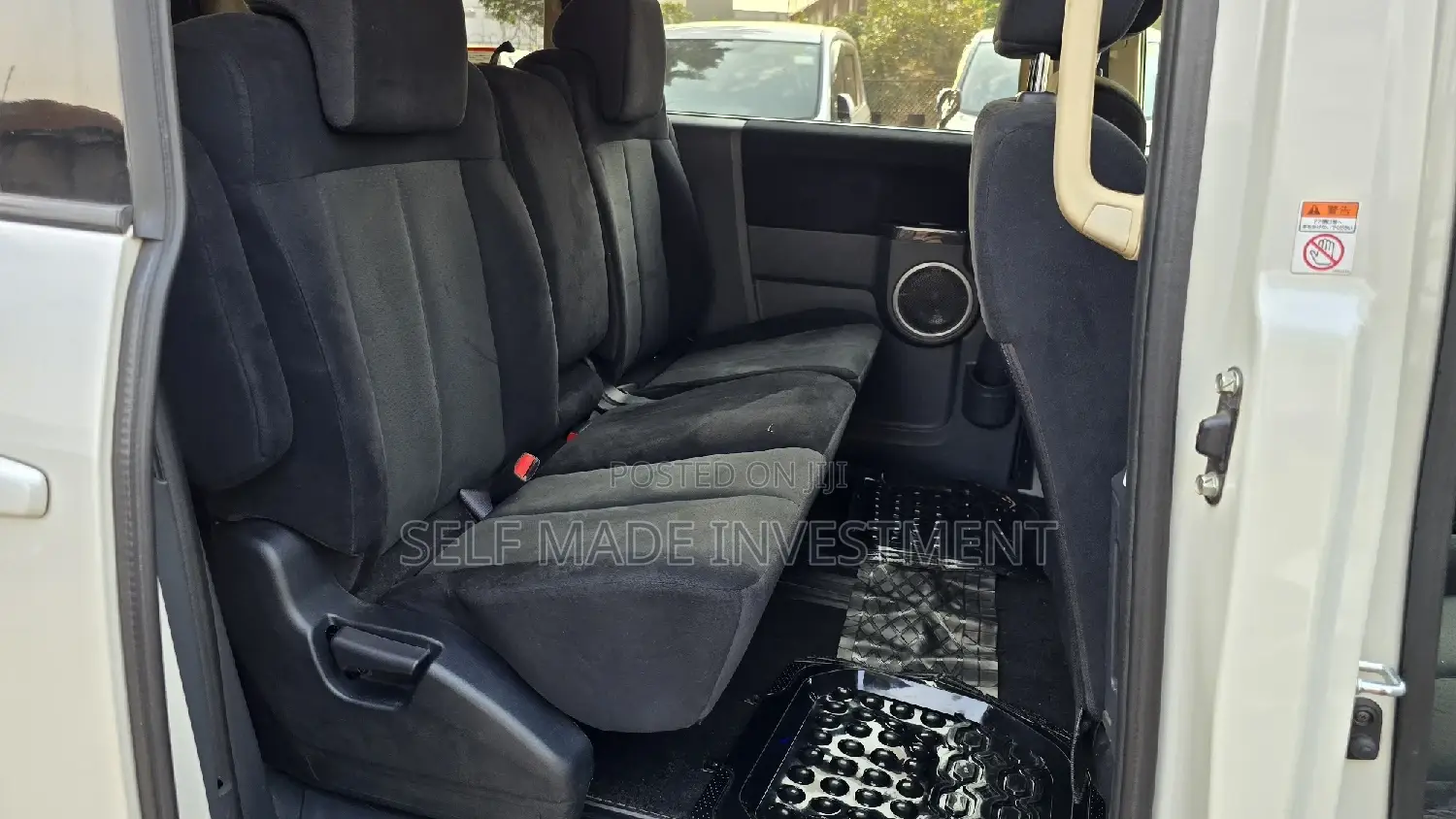Mitsubishi Delica 2008 White