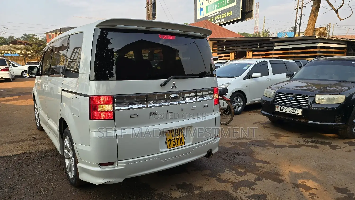 Mitsubishi Delica 2008 White