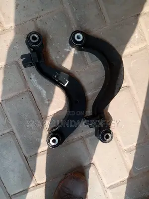 Golf5 Rear Suspension Plates