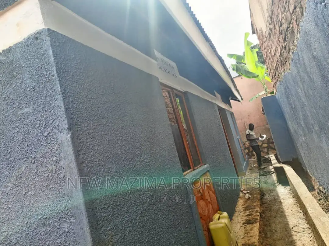 2bdrm House in Kawempe Kawanda, Division A for sale
