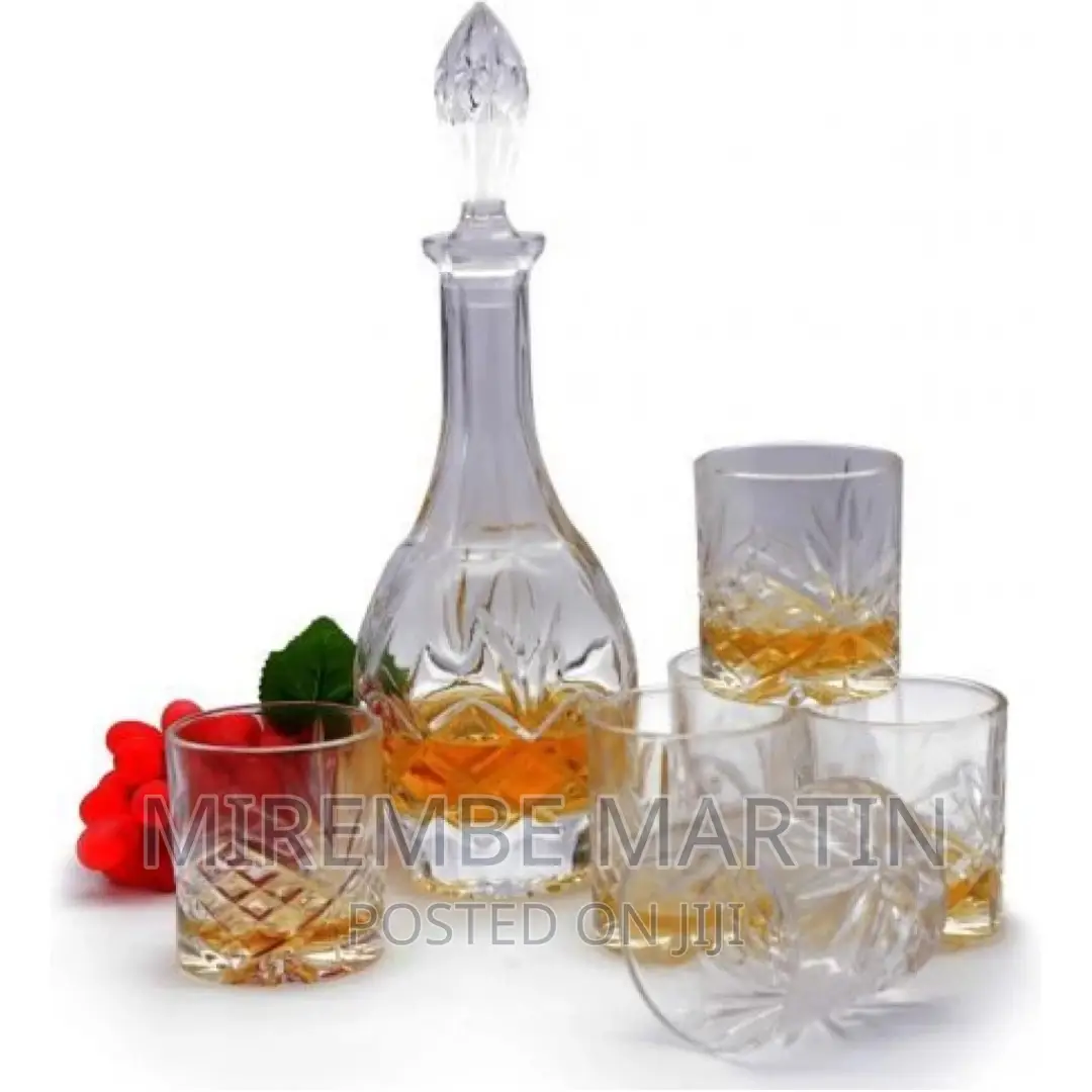 6piece Glasses and 1piece Cocktail Whisky Decanter