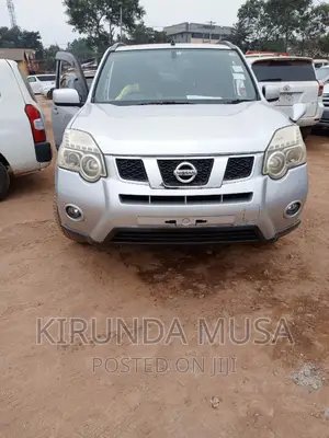 Nissan X-Trail 2010 Silver
