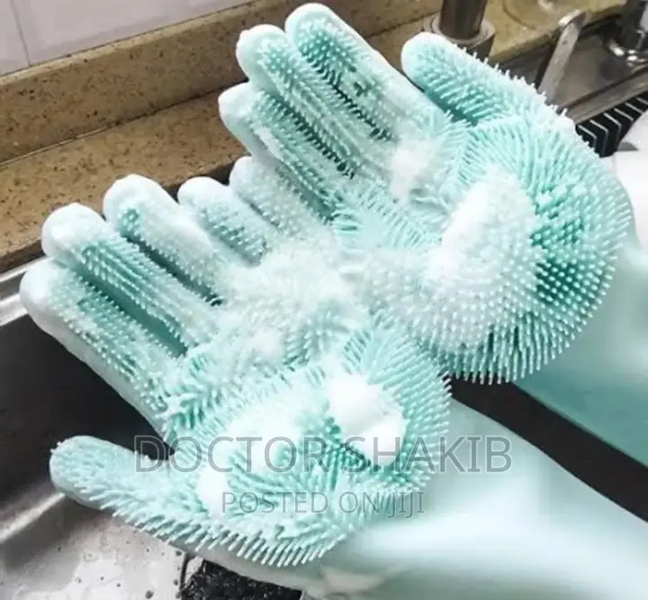 The Kitchen Wahing Hand Gloves