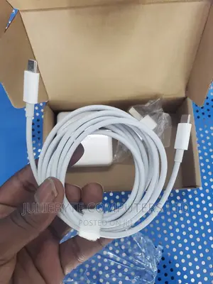 Apple Type C Charger for Macbook and Macbook Air