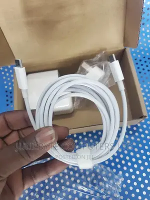 Apple Type C Charger for Macbook and Macbook Air