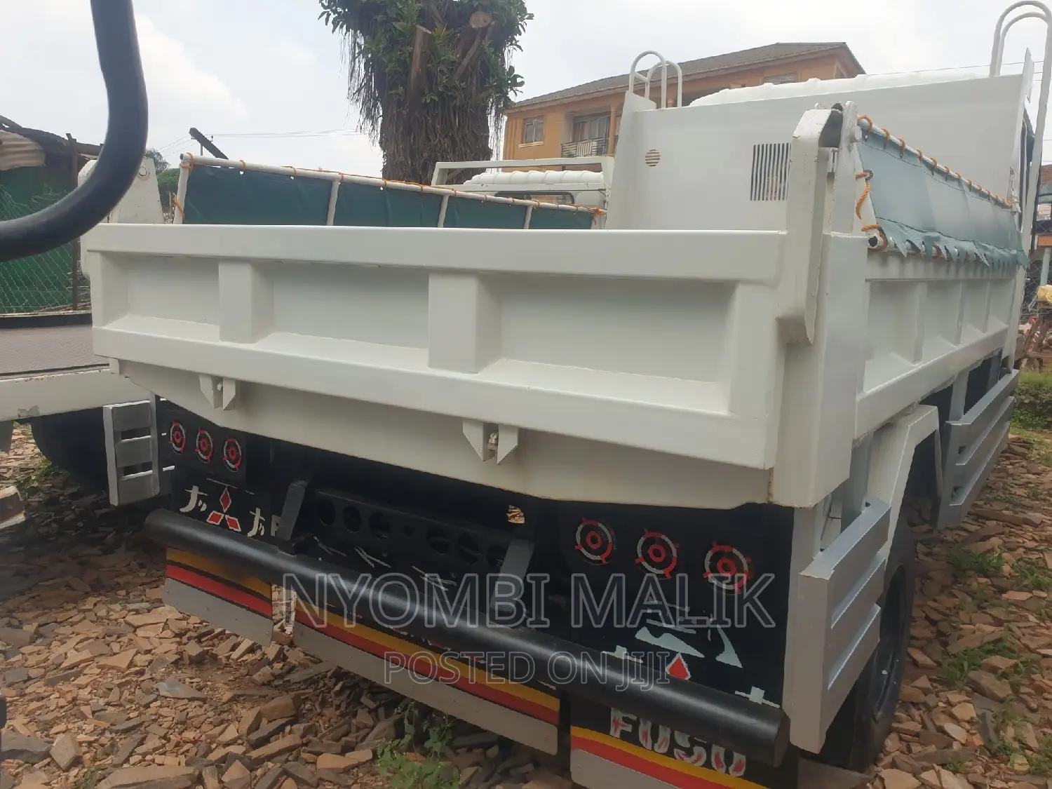 Fuso Fighter Tipper