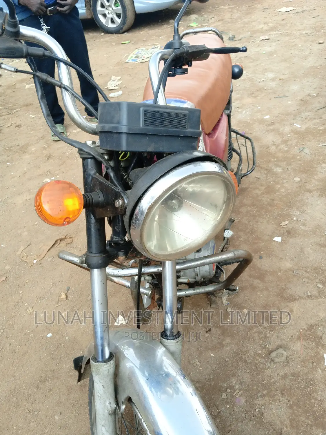 Bajaj Boxer 2023 Silver