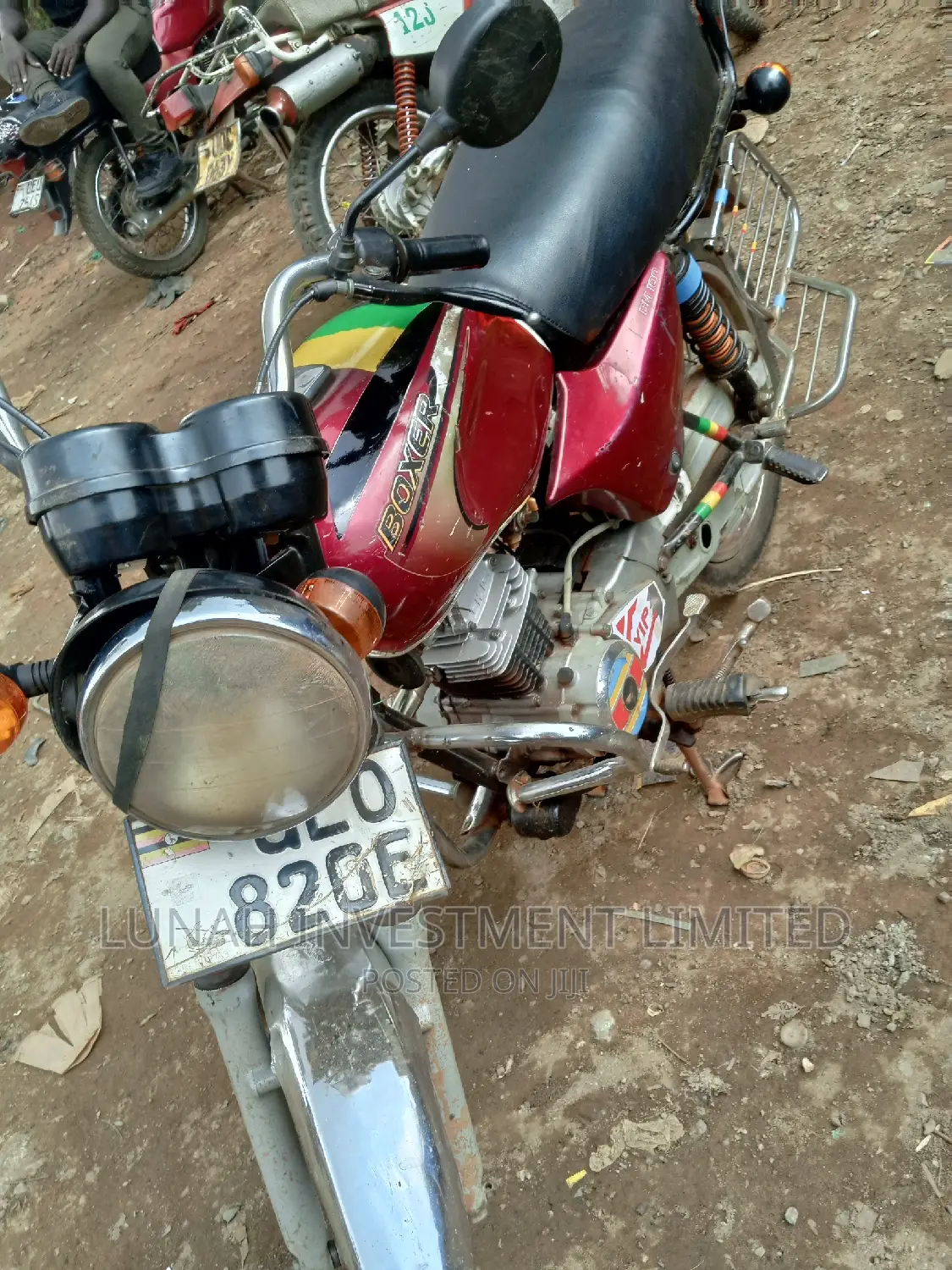 Bajaj Boxer 2022 Silver
