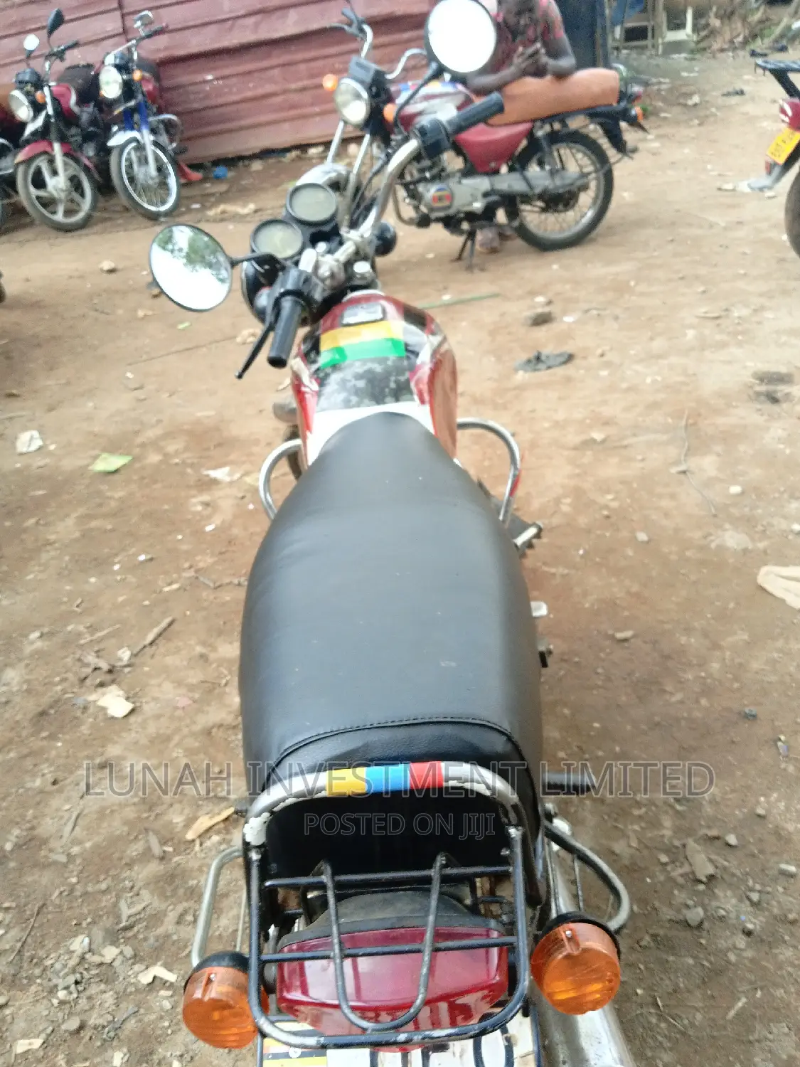 Bajaj Boxer 2022 Silver