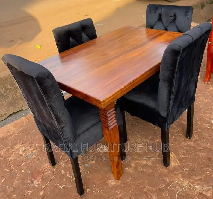 Wooden Dinning Table / 4seaters / Best / Furniture / Dining