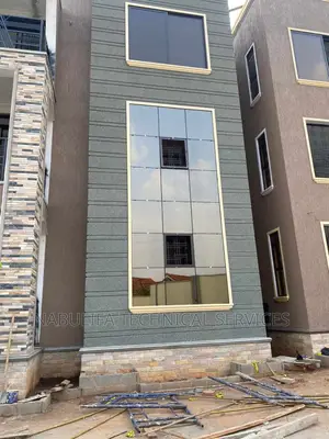 Aluminium and Glass Curtain Wall Installation