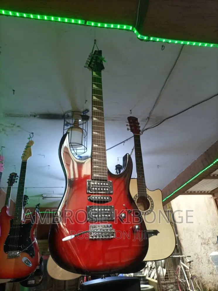 Classic Sound Quality IBANEZ 24frets Solo Electric Guitars.