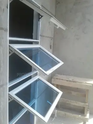 Aluminium Projected Windows