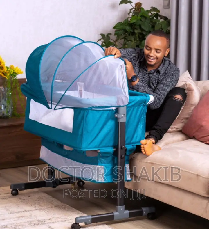 Baby Cosleeper/ Next to Me Baby Crib