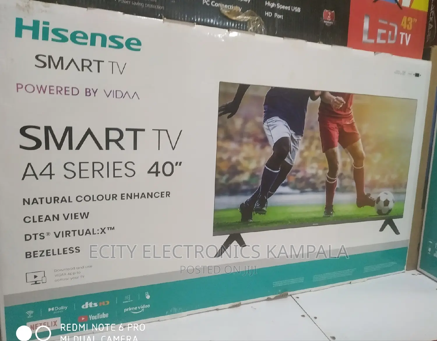 It's 40"Inch Smart Hisense