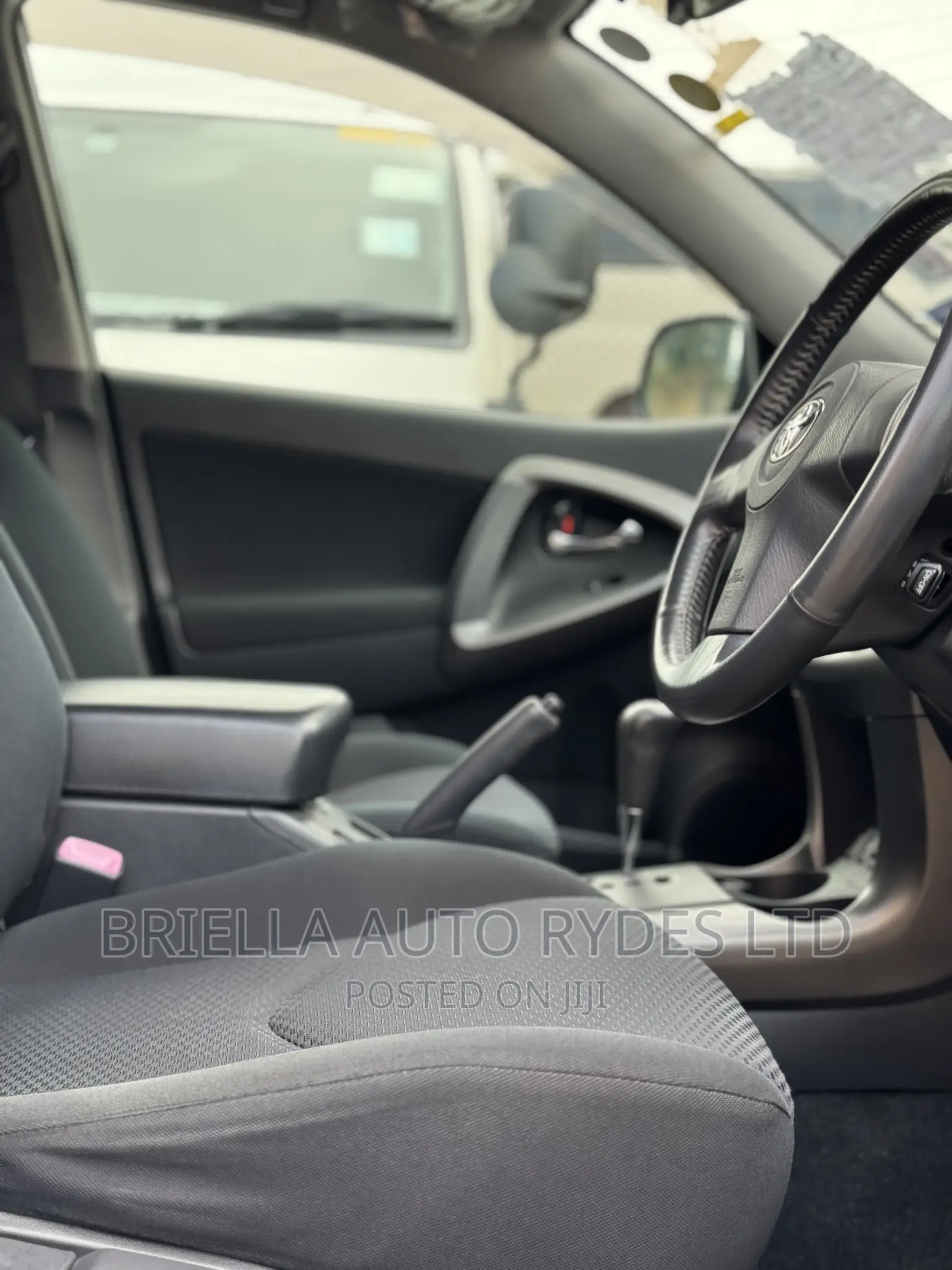 Toyota RAV4 2009 White