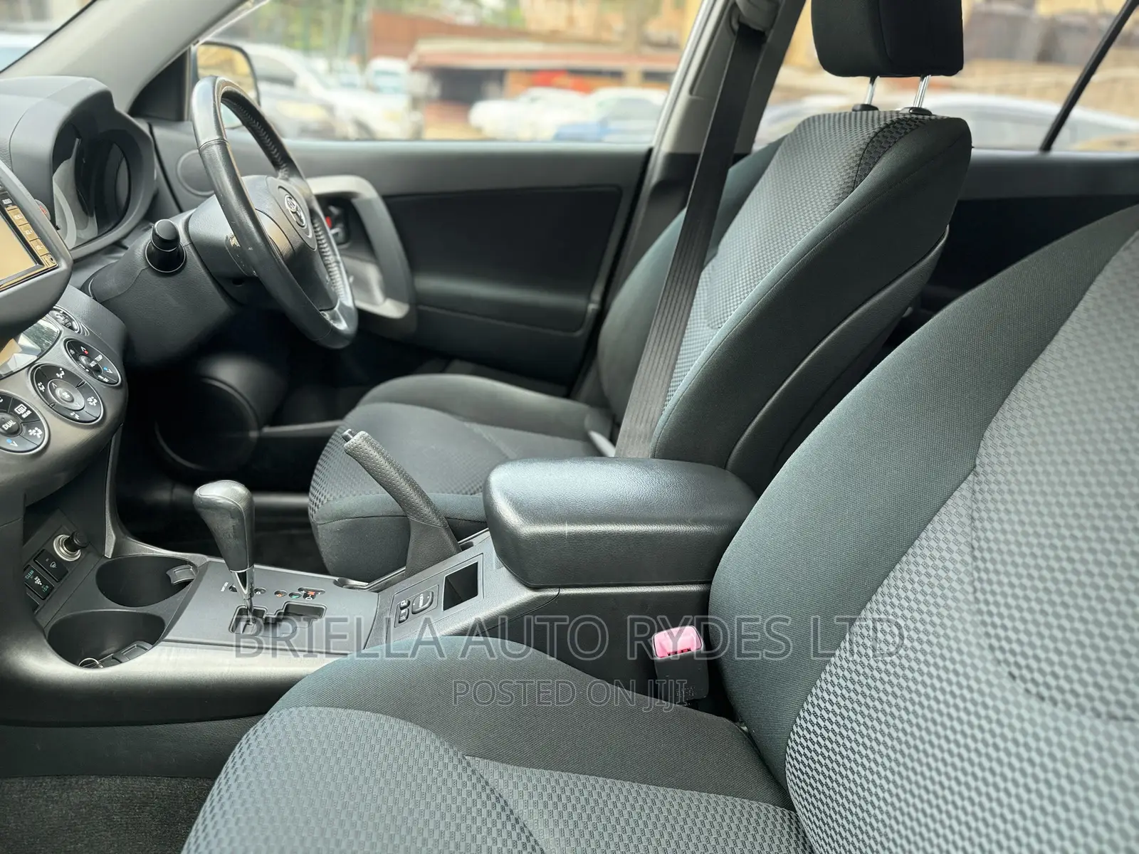 Toyota RAV4 2009 White