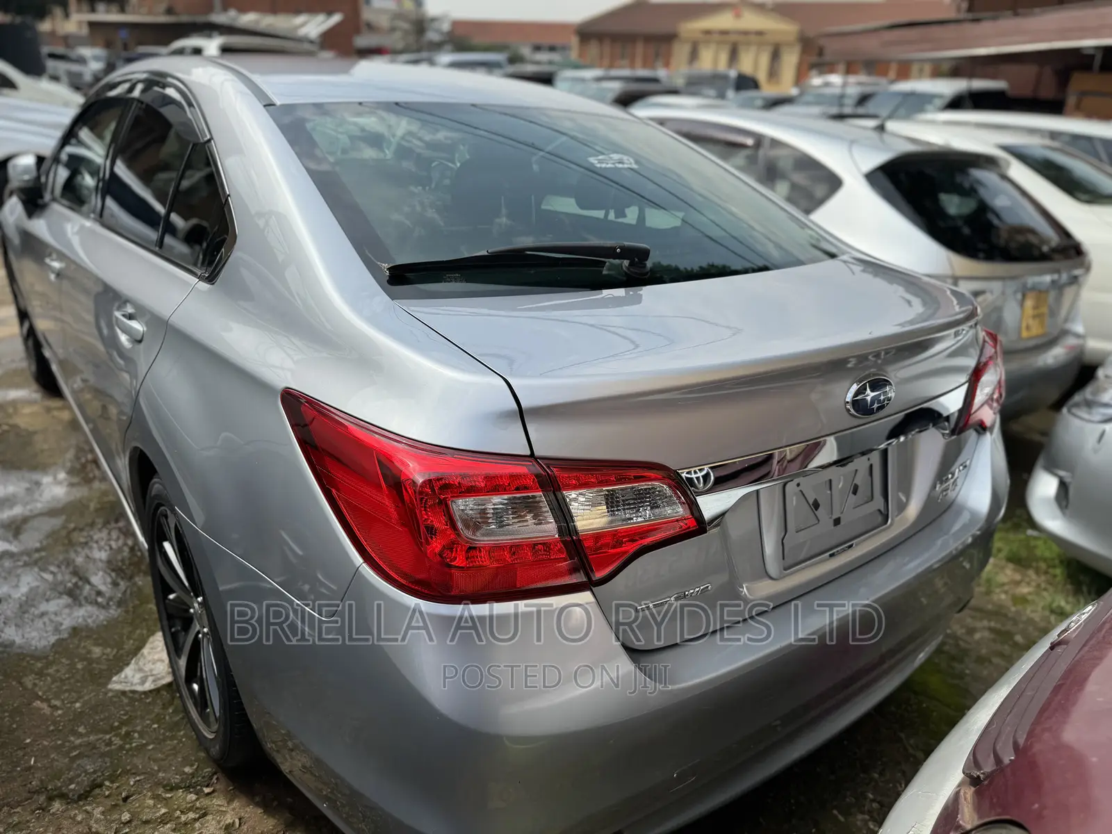 Subaru Legacy 2015 Silver