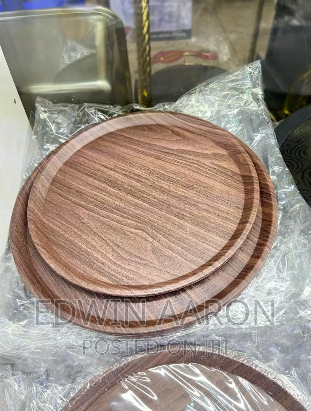 Laminated Circular Wood Tray Set 2pcs
