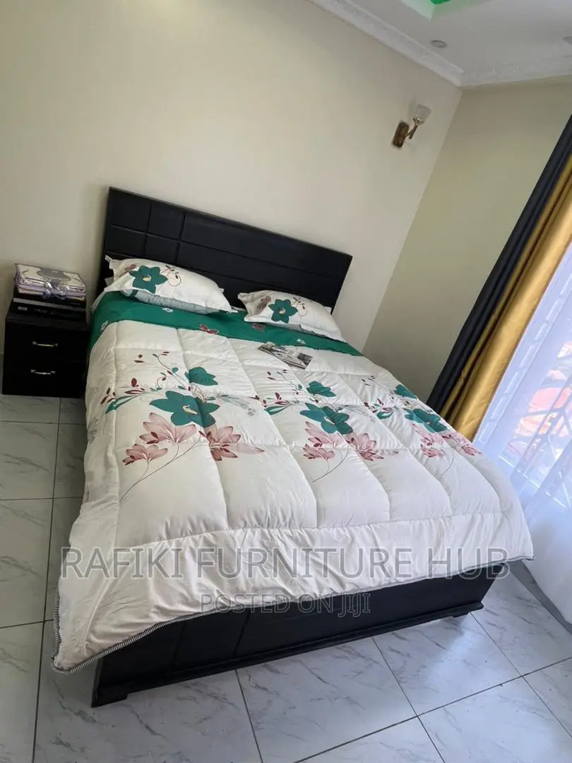 Tile Bed / 5by6 Bed / Wooden Bed / Good / Best Furniture