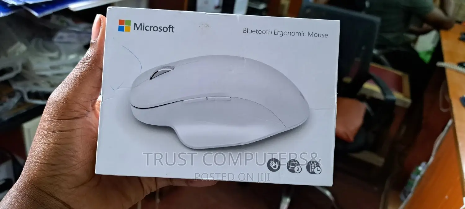 Microsoft Bluetooth Mouse 1955 Up to 3 Devices