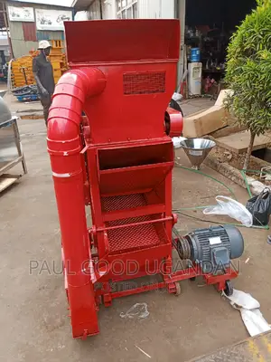 Gnuts Shelling Machine