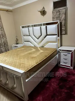 Leather Bed / 5by6 / Wooden Bed / Classy / Best Furniture