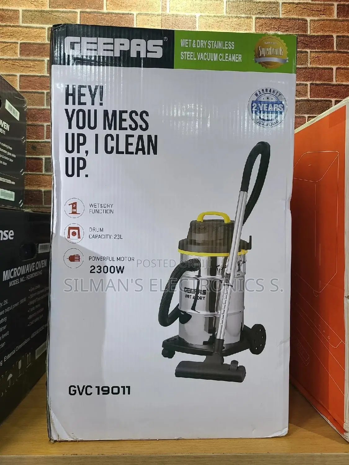 Geepas Vacuum Cleaner Wet and Dry