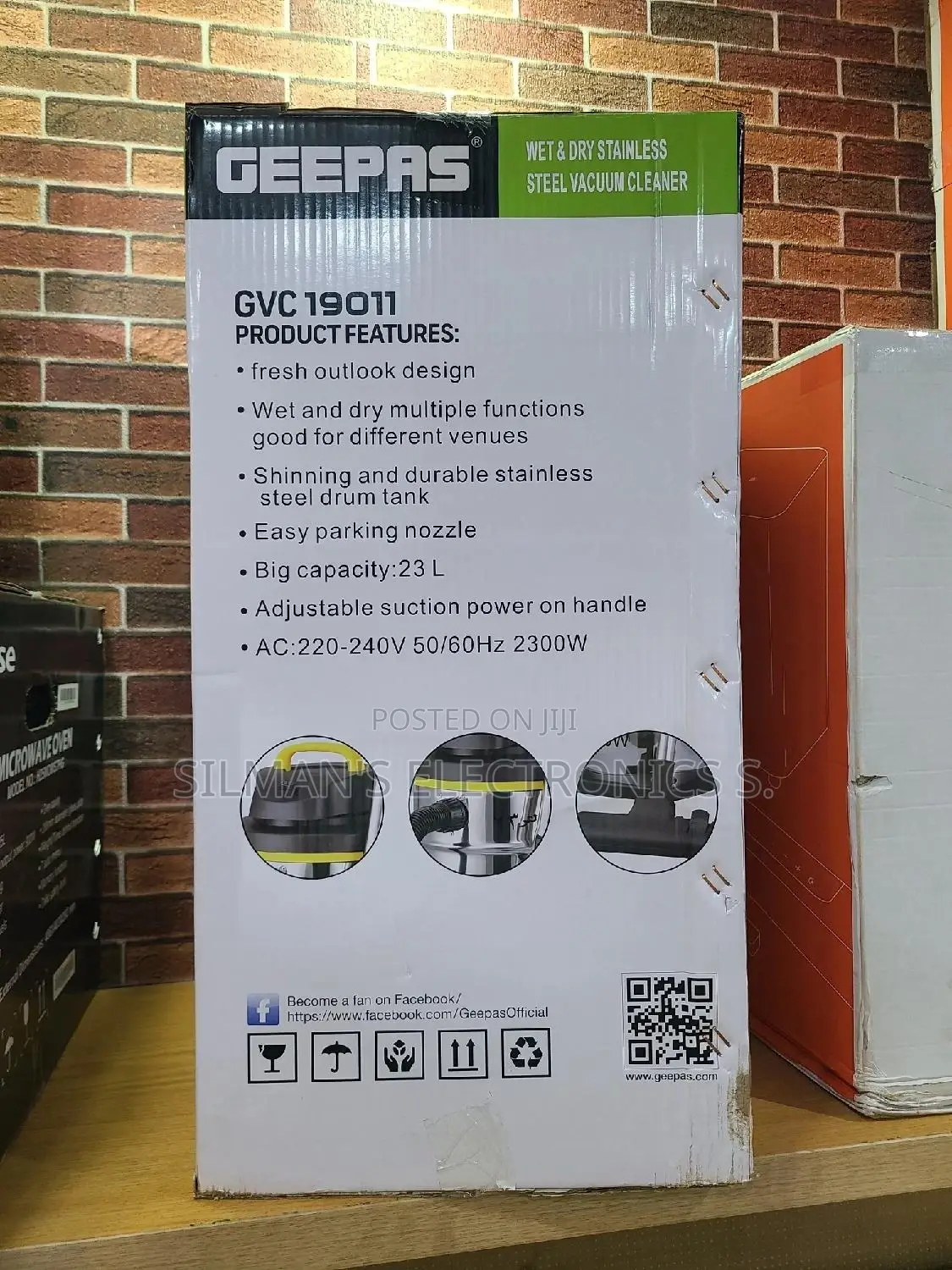 Geepas Vacuum Cleaner Wet and Dry