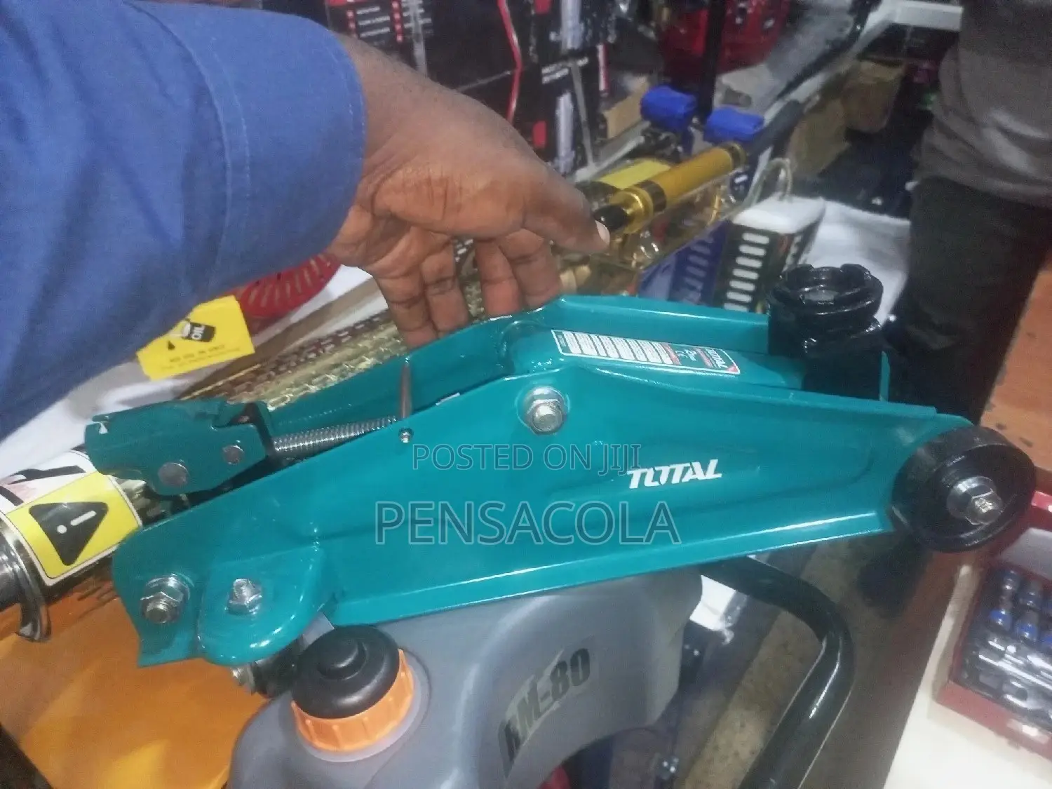 Total Car Jack