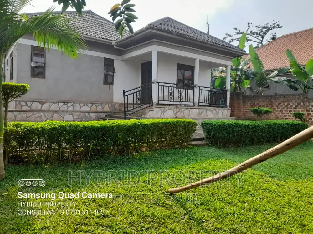 4bdrm House in Namusera~Wakiso for sale
