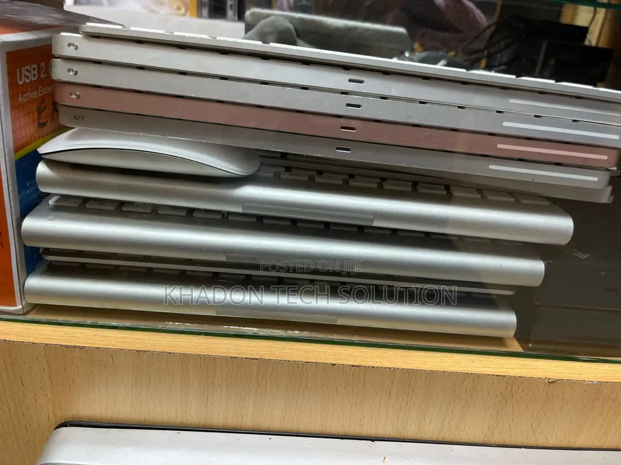 Apple Magic Keyboard 1