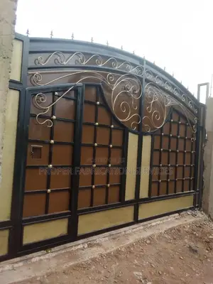 Main Gates 000