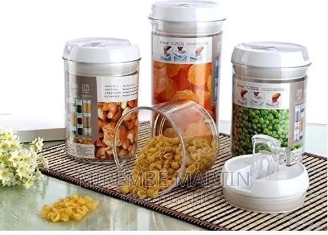 Kitchen Storage Containers 4pc Plastic Canisters With Vacuum