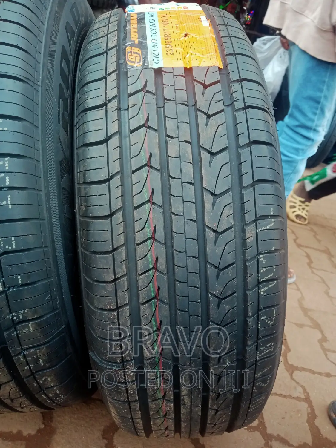 235/65r17 Adventure for Harrier