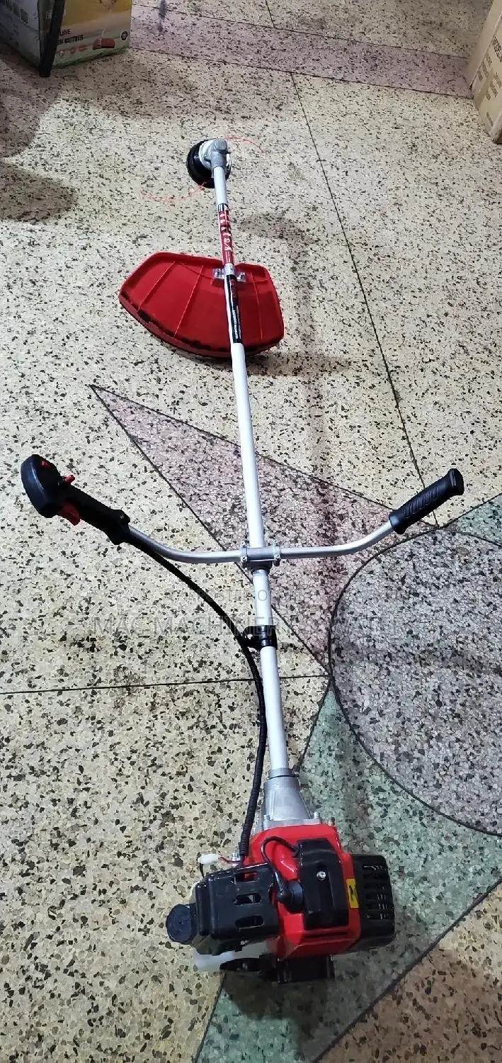 Brush Cutter/ Grass Trimmer/ Weeder