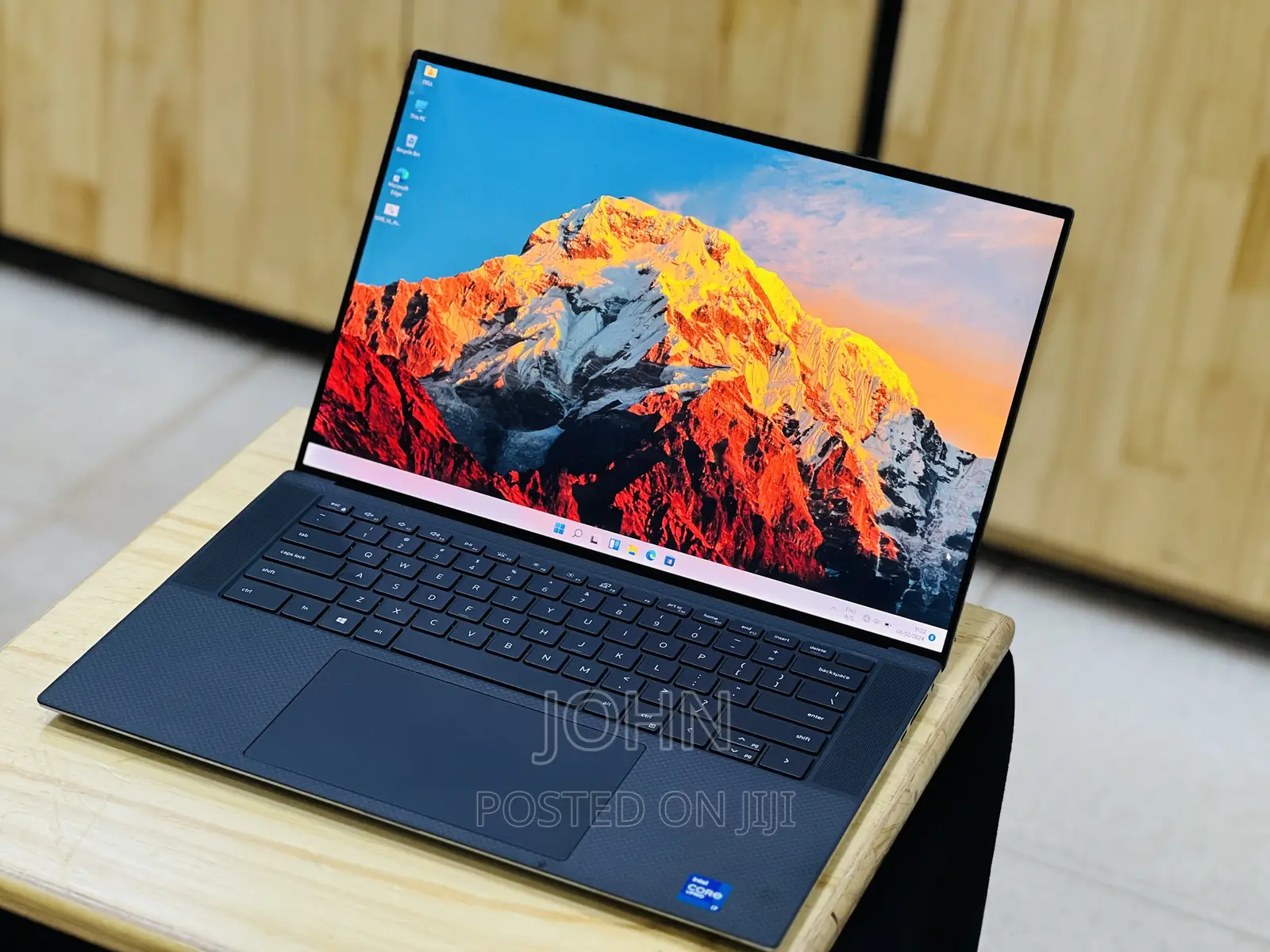 New Laptop Dell Precision 5570 32GB Intel Core I7 SSHD (Hybrid) 512GB